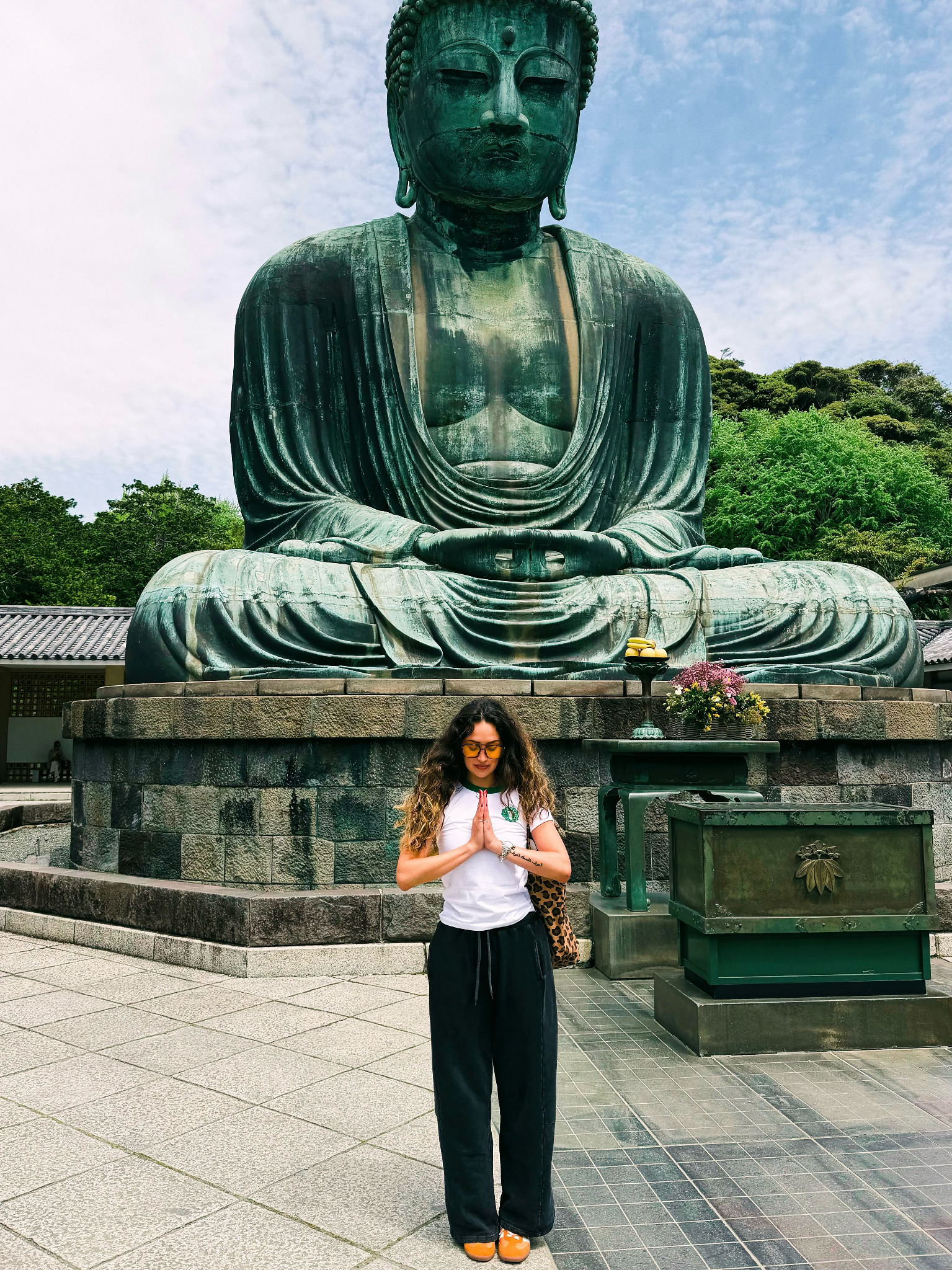 Reflection before the Great Buddha
